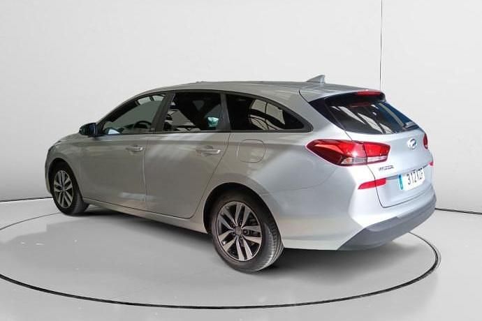 Begagnad Hyundai i30 GO! 120 HK (88 kW) 2019