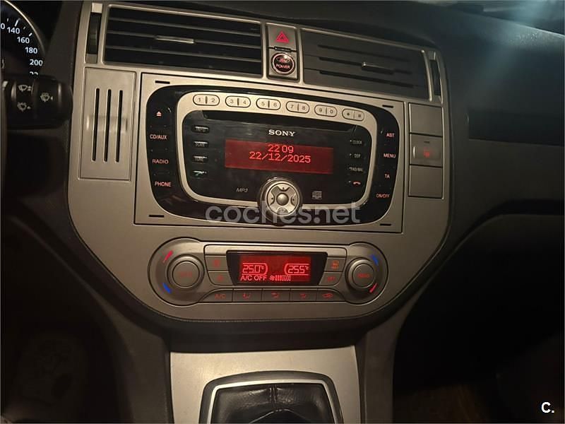 Usado Ford Kuga Trend 136 CV (100 kW) 2009 Blanco SUV