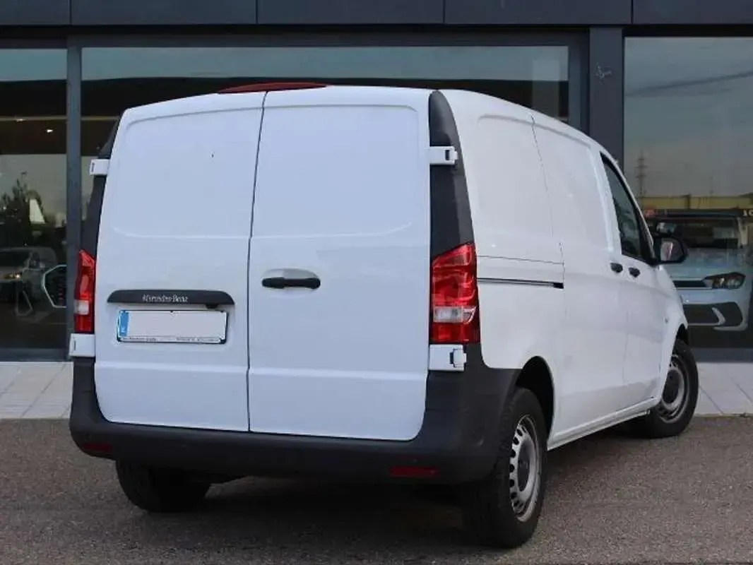 Usado Mercedes Vito 136 CV (100 kW) 2020 Blanco Van