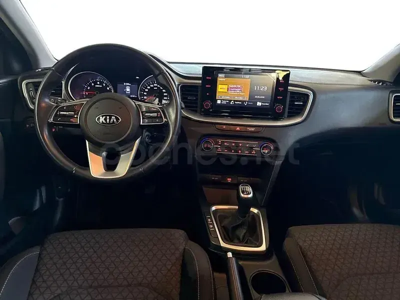 Usado Kia XCeed 120 CV (88 kW) 2021 Naranja SUV