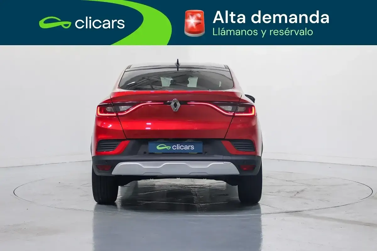 Usado Renault Arkana Zen 140 CV (102 kW) 2023 Rojo SUV