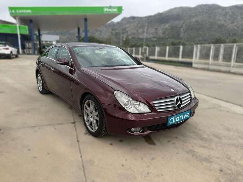 Usado Mercedes CLS350 224 CV (164 kW) 2005 Burdeos Coupe