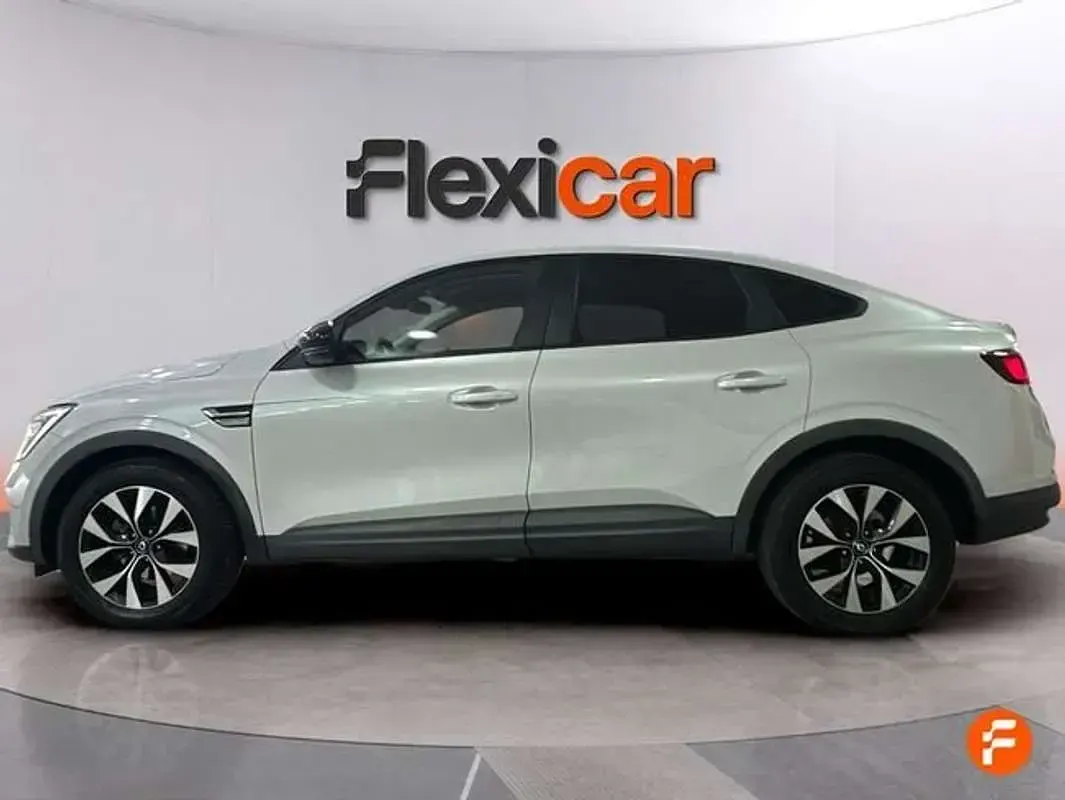 Usado Renault Arkana Equilibre 145 CV (106 kW) 2022 Blanco SUV