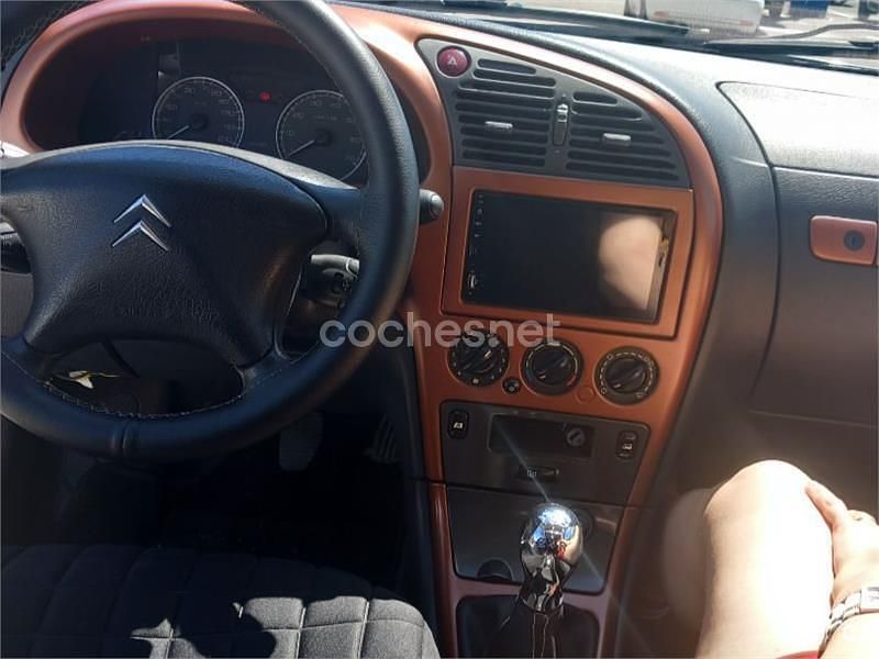 Usado Citroën Xsara 75 CV (55 kW) 2003 Blanco Berlina