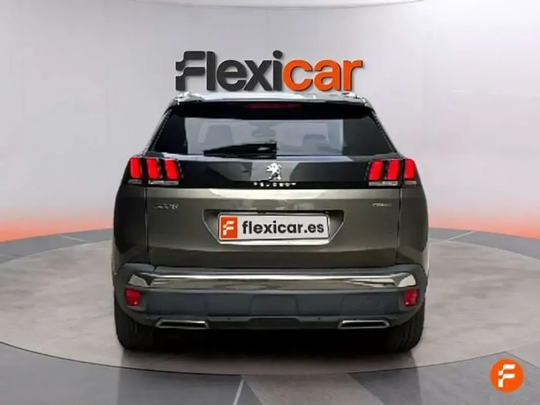 Usado Peugeot 3008 GT-line 131 CV (96 kW) 2020 Gris SUV