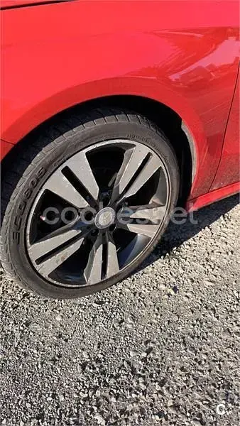 Usado Mercedes A180 Urban 109 CV (80 kW) 2016 Rojo Berlina