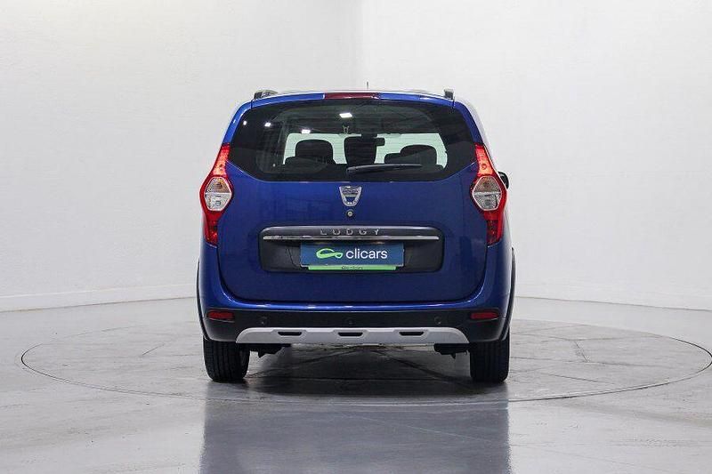 Usado Dacia Lodgy Comfort 115 CV (84 kW) 2022 Azul Monovolumen