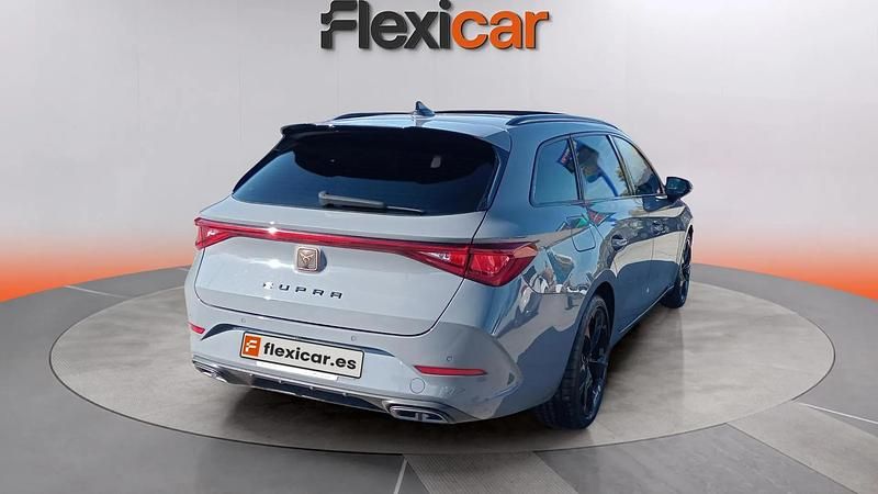 Usado Cupra Leon 150 CV (110 kW) 2023 Gris Familiar