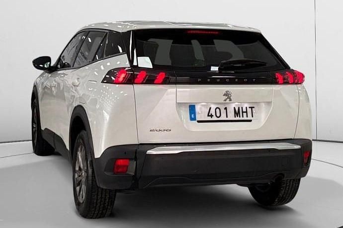 Usado Peugeot 2008 Active 101 CV (74 kW) 2023 SUV