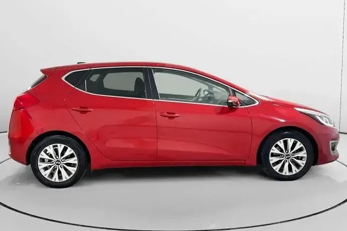 Usado Kia Ceed GT 90 HP (66 kW) 2016