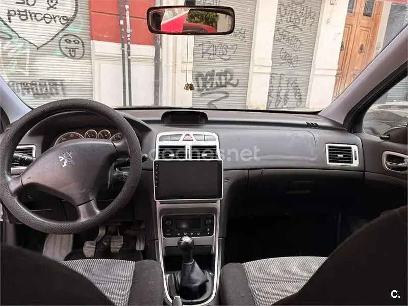 Usado Peugeot 307 110 CV (80 kW) 2005 Negro Berlina