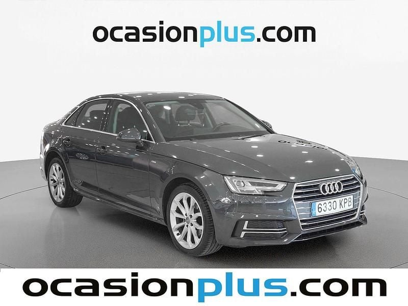 Usado Audi A4 S-Line 150 CV (110 kW) 2018 Gris Berlina