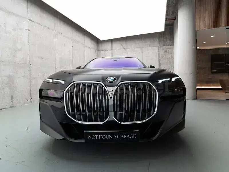 Usado BMW 740 Comfort Edition 299 CV (219 kW) 2025 Negro Berlina