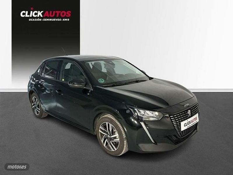 Usado Peugeot 208 Allure 100 CV (73 kW) 2022 Negro Utilitario