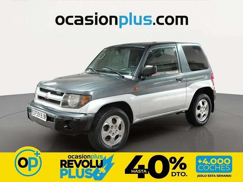 Usado Mitsubishi Montero Plus 120 CV (88 kW) 2001 Gris SUV