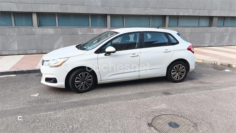 Usado Citroën C4 Business Class 92 CV (67 kW) 2015 Blanco Berlina