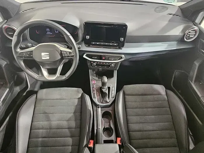 Usado Seat Arona Xperience 115 CV (84 kW) 2025 Blanco SUV