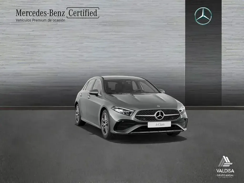 Usado Mercedes A250 218 CV (160 kW) 2025 Gris Berlina
