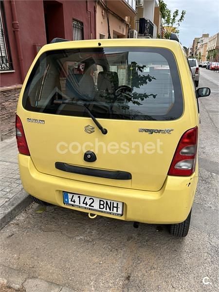 Amarillo Usado 2001 Suzuki Wagon R+ GL Familiar | 1749 € - Imagen 1/4