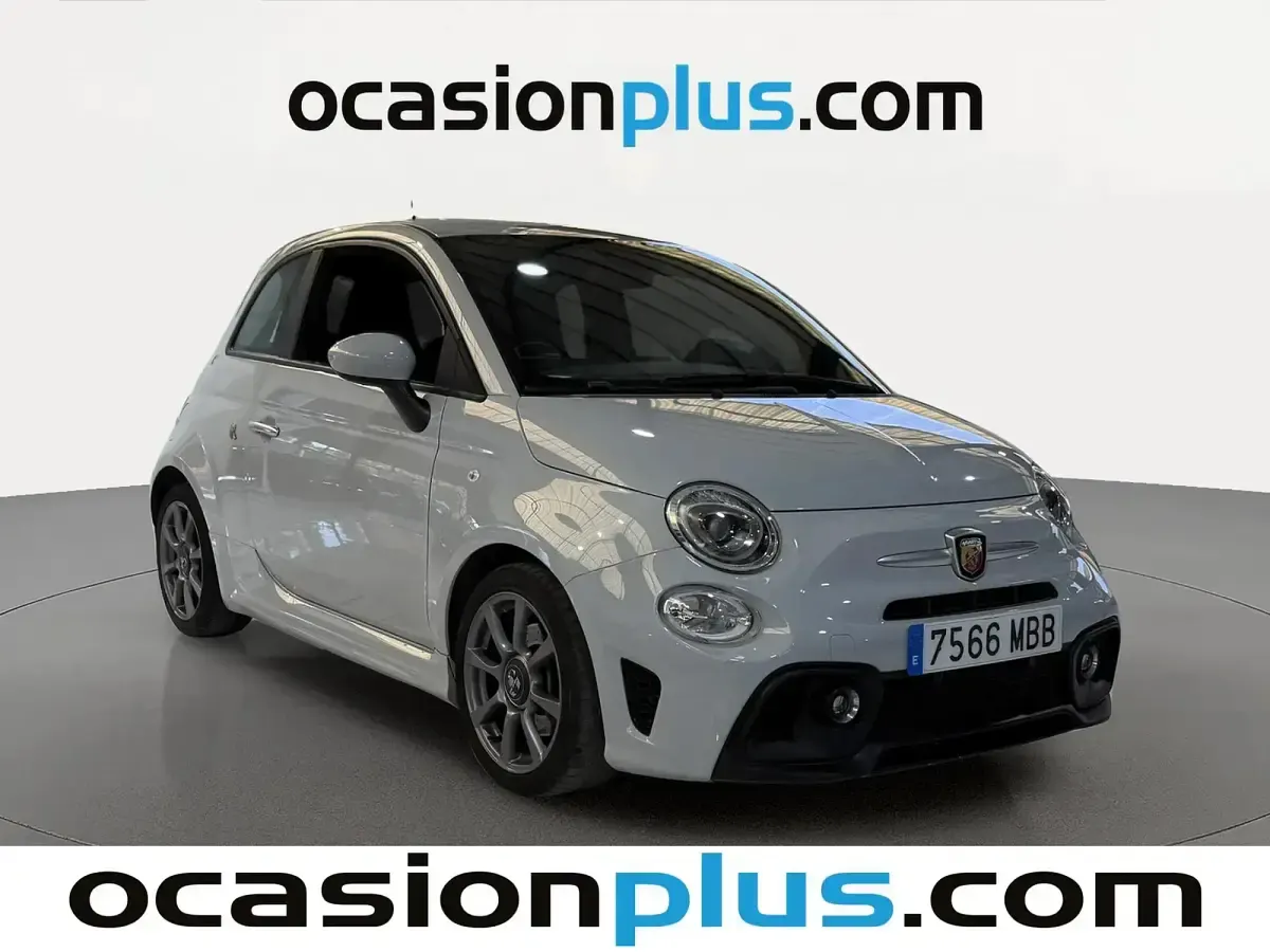 Usado Abarth 595 165 CV (121 kW) 2022 Gris Utilitario