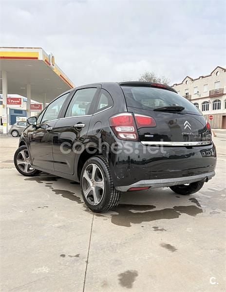 Usado Citroën C3 Exclusive 99 CV (72 kW) 2016 Negro Berlina