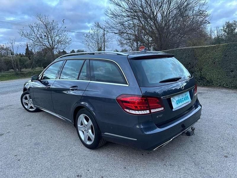 Usado Mercedes E200 136 CV (100 kW) 2013 Gris Familiar