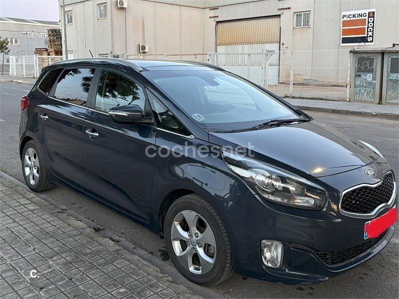Usado Kia Carens 136 CV (100 kW) 2015 Azul Monovolumen