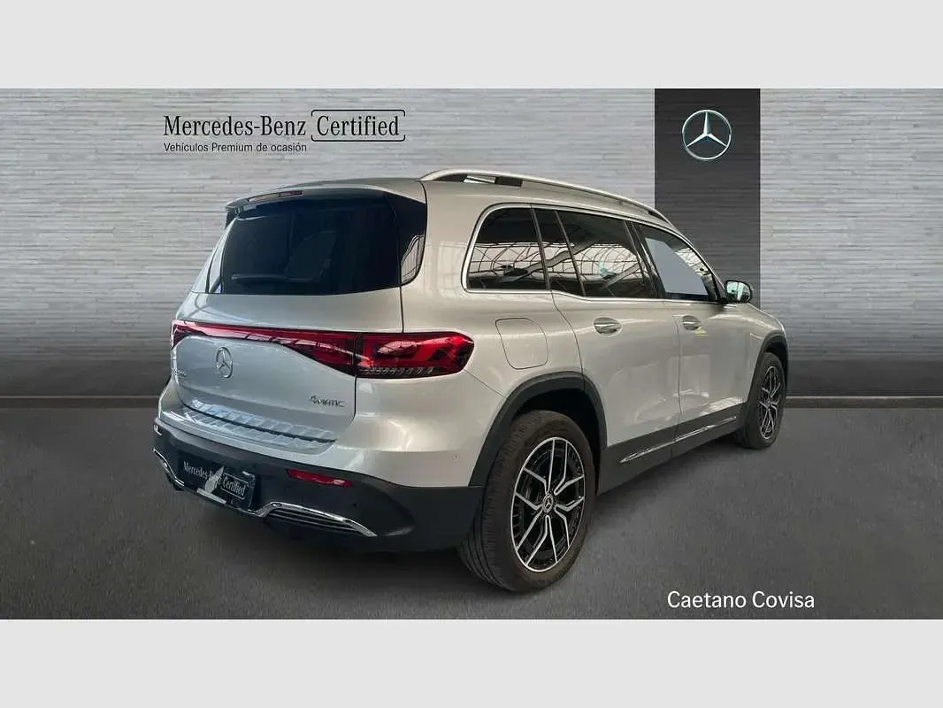 Usado Mercedes EQB300 167 kW (228 CV) 2023 Plateado SUV