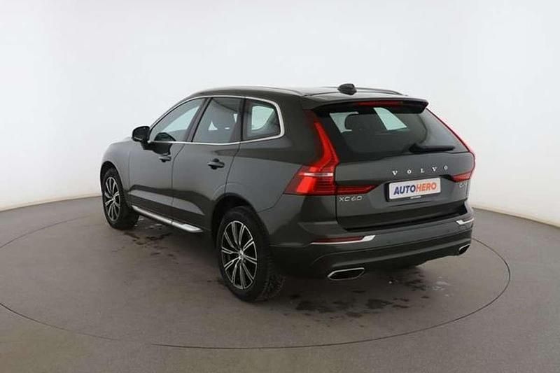 Usado Volvo XC60 Inscription 192 CV (141 kW) 2018 Gris SUV