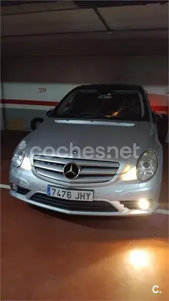 Usado Mercedes R320 224 CV (164 kW) 2006 Gris / plata Monovolumen