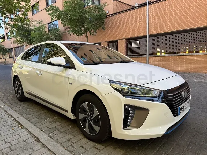 Usado Hyundai Ioniq Style 141 CV (103 kW) 2018 Blanco Utilitario