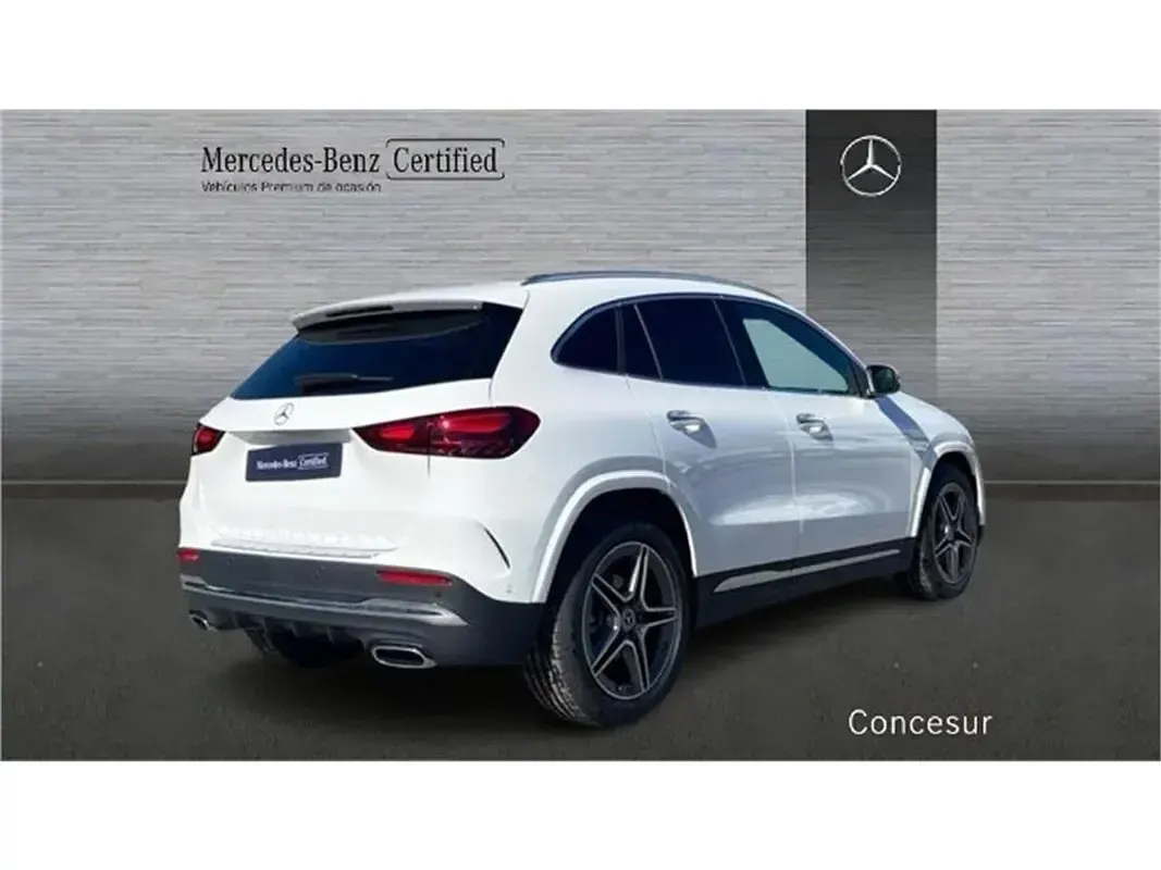 Usado Mercedes GLA250 217 CV (159 kW) 2025 Blanco SUV