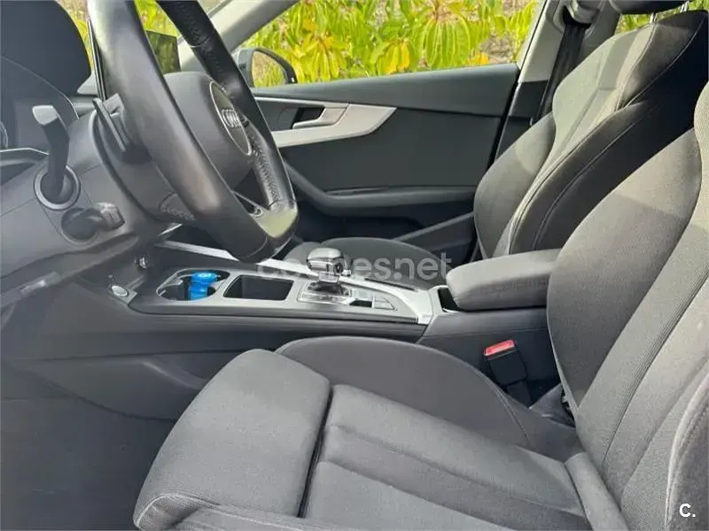 Usado Audi A4 S-Line 163 CV (119 kW) 2020 Negro Berlina