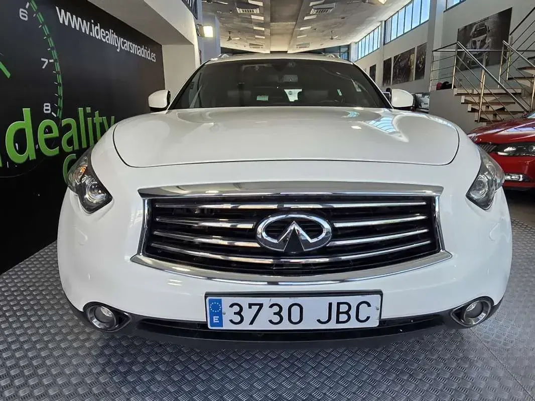 Usado Infiniti Fx30 Premium 238 CV (175 kW) 2013 Blanco SUV