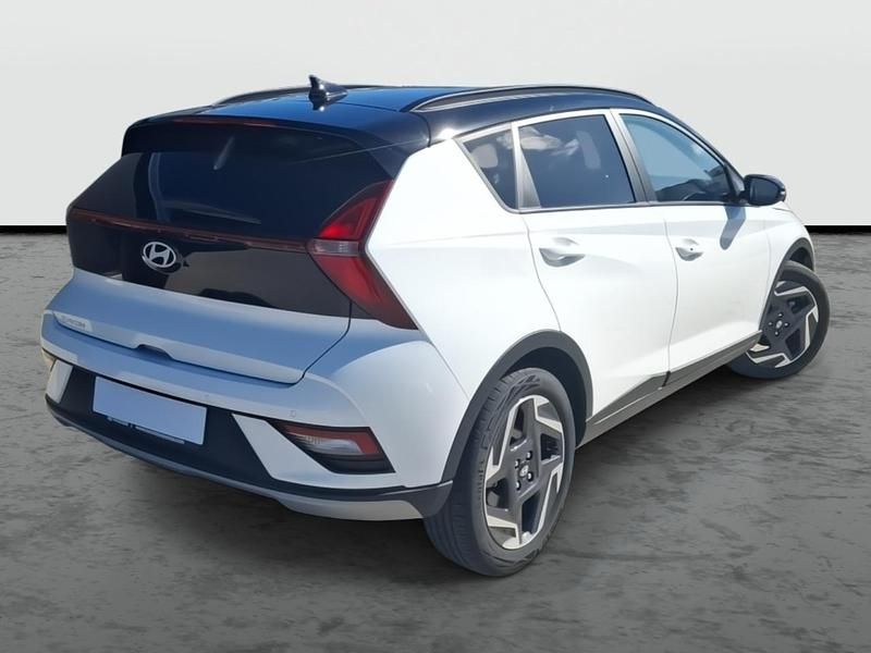 Usado Hyundai Bayon Blackline 100 CV (73 kW) 2025 Blanco atlas (techo negro) SUV