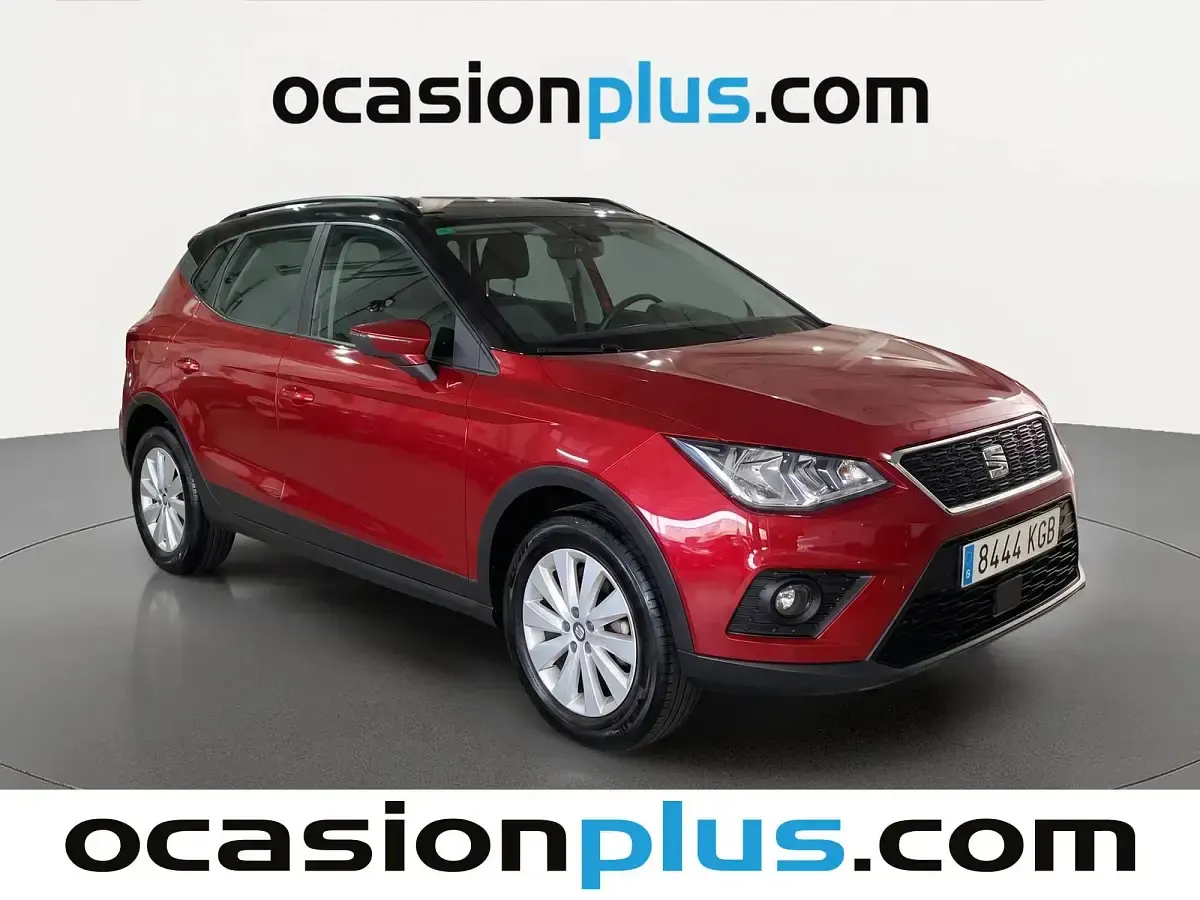 Usado Seat Arona Ecomotive 115 CV (84 kW) 2017 Rojo SUV