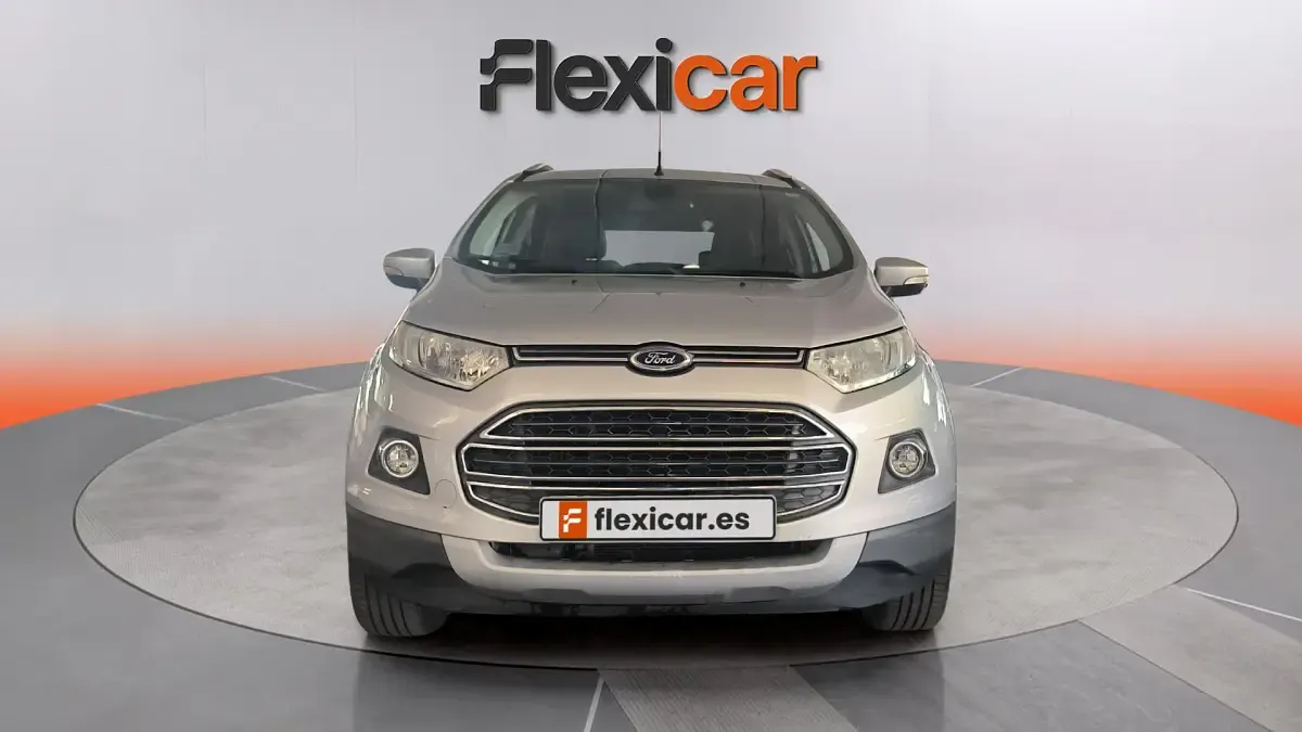 Usado Ford Ecosport Titanium 125 CV (91 kW) 2016 Blanco SUV