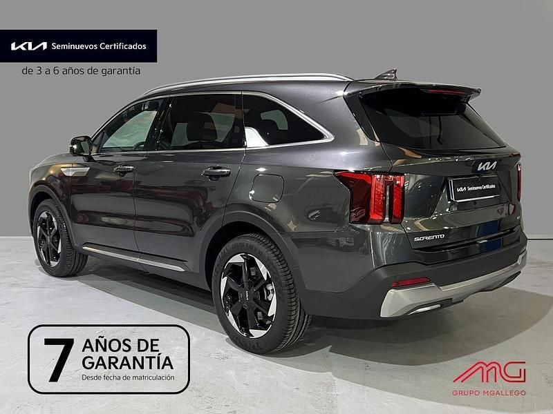 Usado Kia Sorento 215 CV (158 kW) 2025 Interstellar gray (agt) SUV