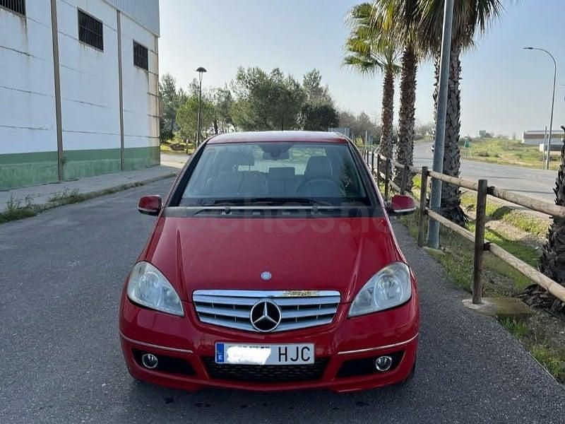 Usado Mercedes A180 Style 109 CV (80 kW) 2012 Rojo Berlina
