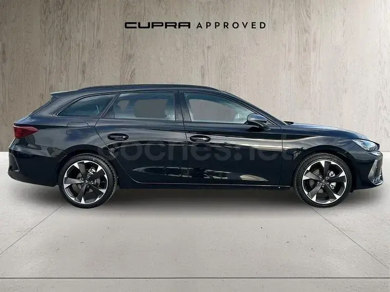Usado Cupra Leon 150 CV (110 kW) 2024 Negro Familiar