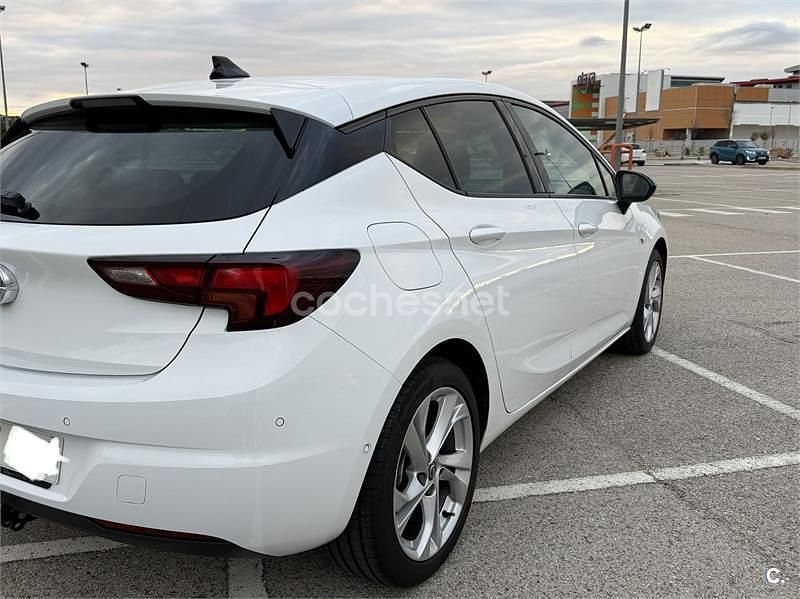 Usado Opel Astra GS Line 130 CV (95 kW) 2021 Blanco Berlina