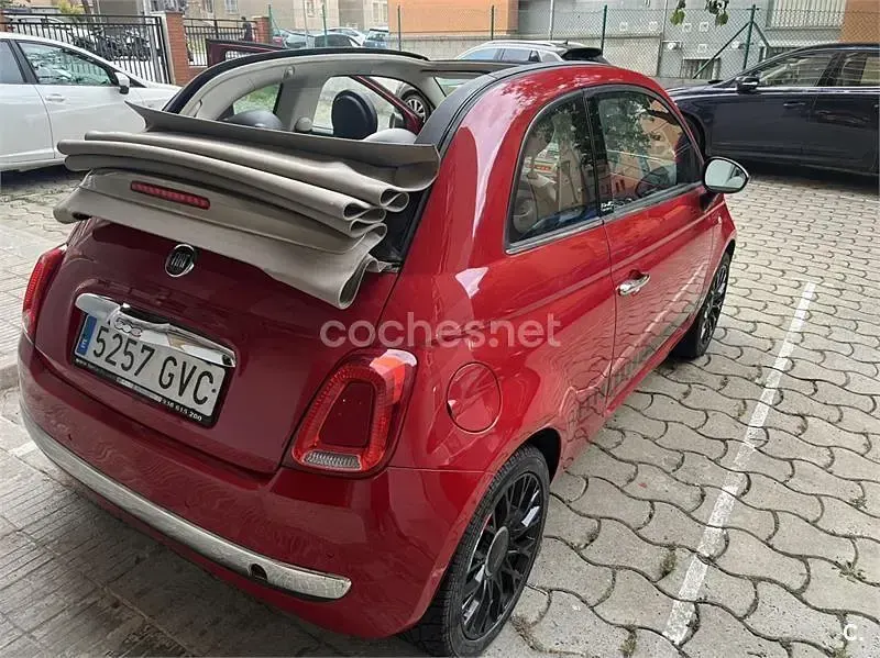 Usado Fiat 500C Lounge 100 CV (73 kW) 2010 Rojo Descapotable
