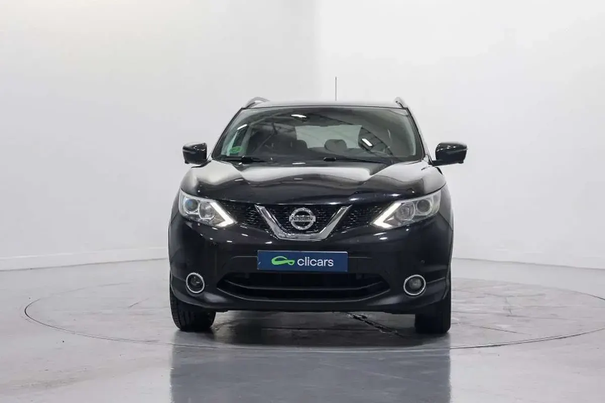 Usado Nissan Qashqai N-Connecta 116 CV (85 kW) 2016 Negro SUV