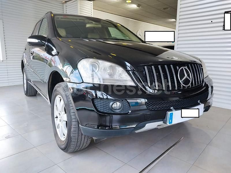 Negro Usado 2006 Mercedes ML320 SUV | 10.900 € (Caro) - Imagen 1/4
