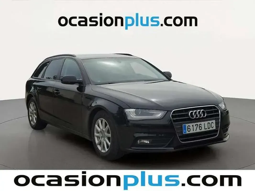 Usado Audi A4 136 CV (100 kW) 2015 Negro Familiar