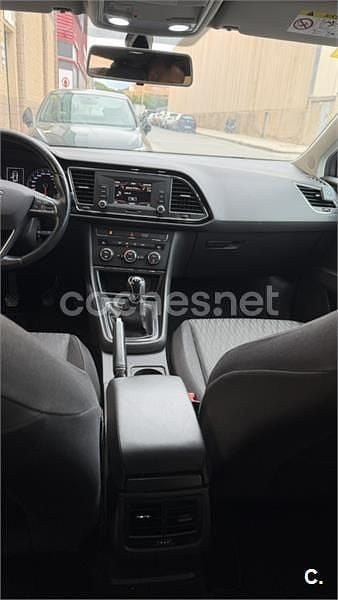 Usado Seat Leon ST CONNECT 110 CV (80 kW) 2016 Marrón Familiar