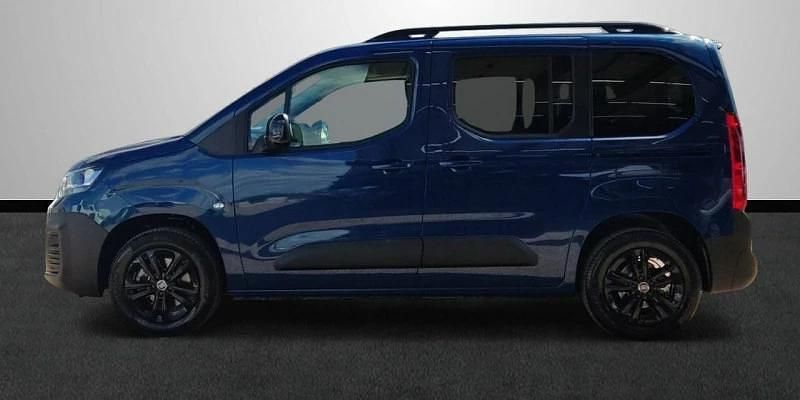Nuevo Fiat e-Doblò 100 kW (136 CV) 2025 Azul Monovolumen