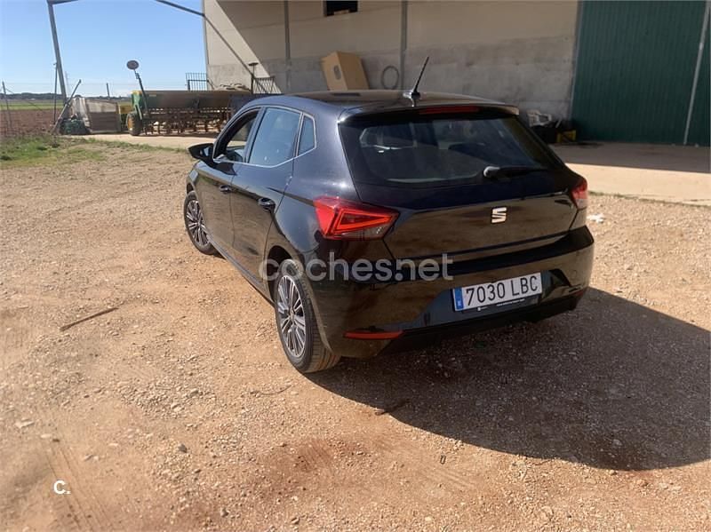 Usado Seat Ibiza XCELLENCE 90 CV (66 kW) 2019 Negro Utilitario