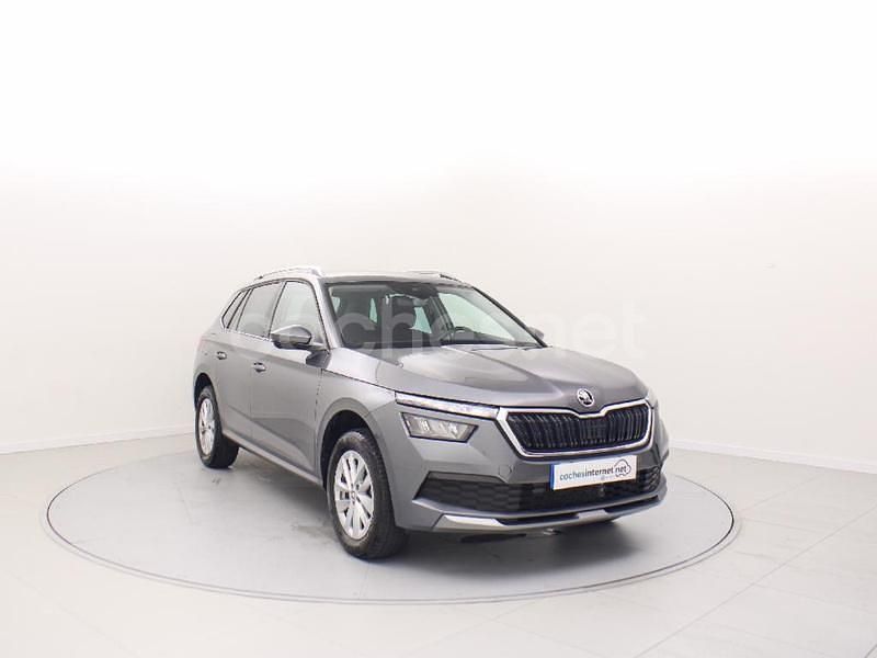 Gris / plata Usado 2024 Skoda Kamiq Ambition SUV | 19.900 € (Precio justo) - Imagen 1/4