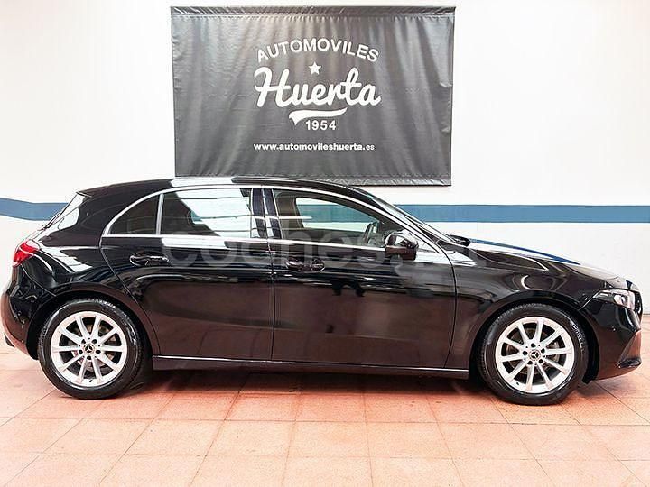 Usado Mercedes A180 116 CV (85 kW) 2019 Negro Berlina